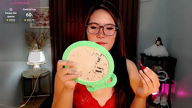 Snapshot of donna_leighTs chatting on October 10, 3:17 pm donna leighTs online show from October 10, 3:17 pm