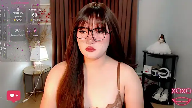 Snapshot of donna_leighTs chatting on October 21, 11:53 pm donna leighTs online show from October 21, 11:53 pm