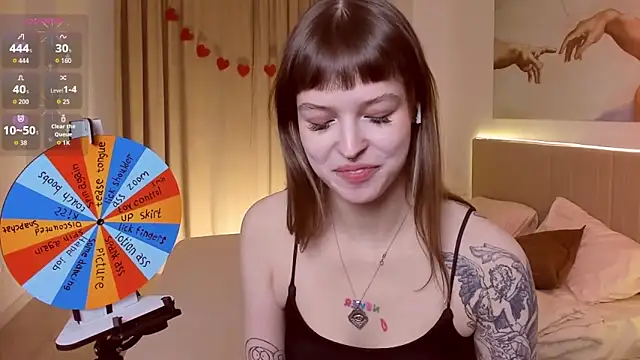 Lisa Blossom online show from March 6, 7:36 am