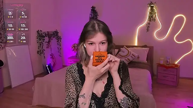 Lisa Blossom online show from July 2, 6:08 am