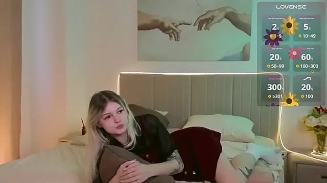 Lisa Blossom online show from September 19, 6:45 am