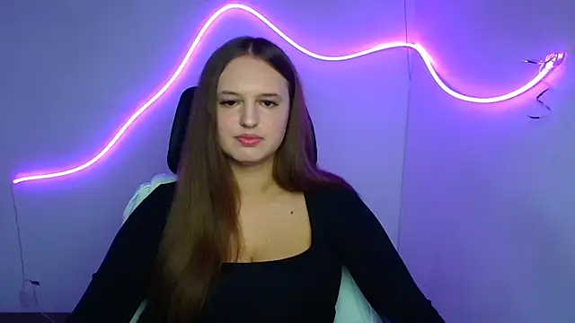 Aurora White online show from September 29, 11:59 am