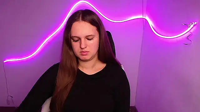 Aurora White online show from October 8, 12:09 pm