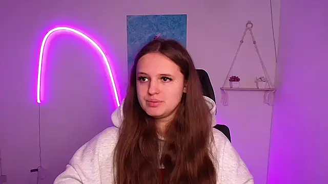 Aurora White online show from October 21, 11:25 am