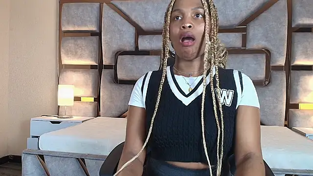 ArianaBeake online show from November 27, 8:12 pm