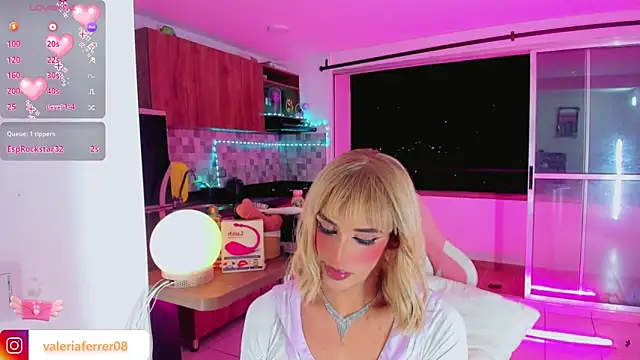 SEXYTSLATINA online show from December 17, 8:07 am