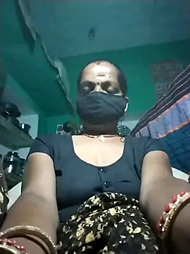 Snapshot of Sexi_savita chatting on October 6, 10:03 pm Sexi savita online show from October 6, 10:03 pm