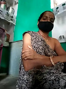 Snapshot of Sexi_savita chatting on October 21, 8:29 am Sexi savita online show from October 21, 8:29 am