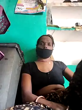 Snapshot of Sexi_savita chatting on September 19, 9:19 am Sexi savita online show from September 19, 9:19 am