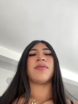 LiaSaenz27 online show from October 30, 3:46 pm