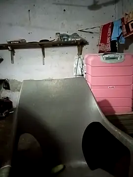 Snapshot of SEXY-MAHI4 chatting on October 5, 2:49 am SEXY-MAHI4 online show from October 5, 2:49 am