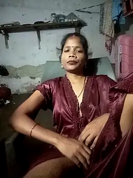 Snapshot of SEXY-MAHI4 chatting on October 1, 3:50 pm SEXY-MAHI4 online show from October 1, 3:50 pm