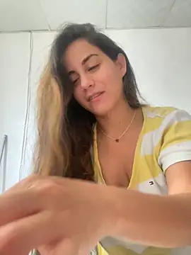 Snapshot of CamileX chatting on September 23, 4:27 pm CamileX online show from September 23, 4:27 pm