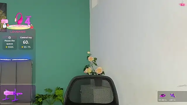 Snapshot of Emma_Onne chatting on October 18, 2:25 am Emma Onne online show from October 18, 2:25 am