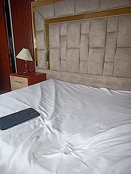 ValeriaJacobs online show from October 14, 12:19 pm