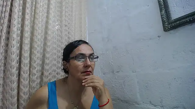 gabbyparker  online show from February 26, 12:42 am