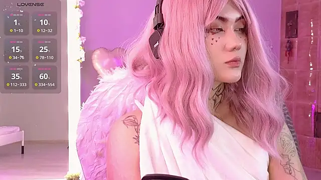 GothXRaven online show from February 13, 4:08 pm