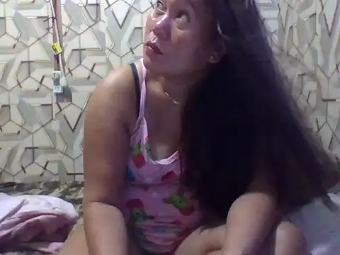 merry cute online show from October 12, 11:07 pm
