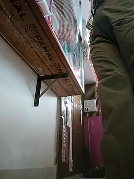 Snapshot of hotshreya69 chatting on October 17, 9:12 am hotshreya69 online show from October 17, 9:12 am