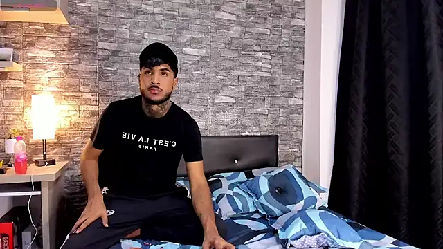 Theimperialboys  online show from December 4, 2:25 am