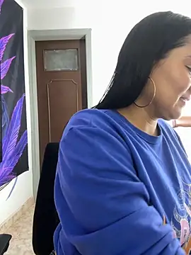 Snapshot of Rouse69_ chatting on September 23, 9:18 am Rouse69 online show from September 23, 9:18 am