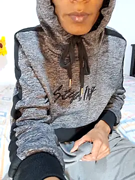 Noah Miller7 online show from October 24, 10:00 am