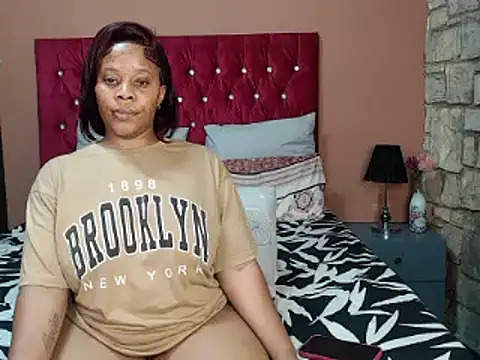 EmmyLove1 online show from October 16, 8:22 pm