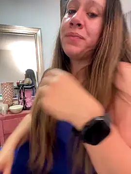 Snapshot of emma_hot2006 chatting on October 9, 5:17 pm emma hot2006 online show from October 9, 5:17 pm