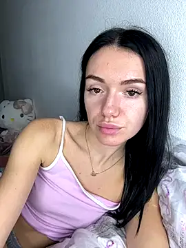 karrr  aaa online show from October 18, 8:10 pm