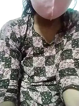 Snapshot of Nusrat-Q chatting on September 15, 3:20 pm Nusrat-Q online show from September 15, 3:20 pm