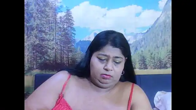 indianhoney694u online show from February 11, 5:31 am