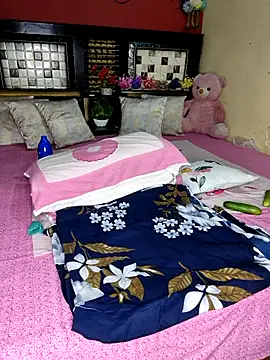 Snapshot of PRIYA_22 chatting on September 8, 8:08 pm PRIYA 22 online show from September 8, 8:08 pm