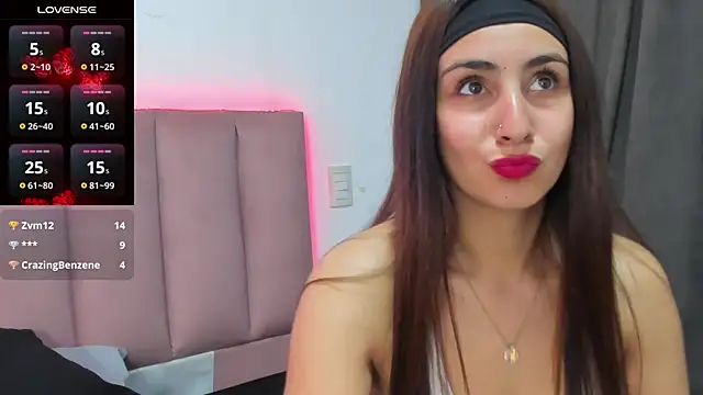 Snapshot of CandyAinsley chatting on October 14, 7:27 pm CandyAinsley online show from October 14, 7:27 pm