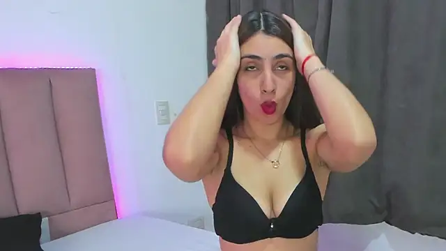 Snapshot of CandyAinsley chatting on September 23, 6:17 pm CandyAinsley online show from September 23, 6:17 pm