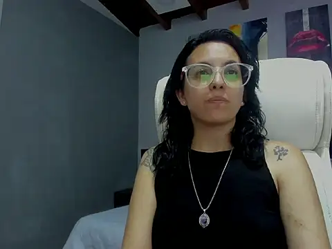 Snapshot of dalila_macherano1 chatting on September 19, 10:31 pm dalila macherano1 online show from September 19, 10:31 pm