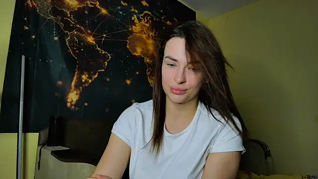 MandiBrooks online show from February 8, 8:45 pm