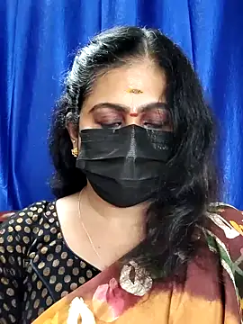 Snapshot of Sweetie_swetha37 chatting on October 20, 12:52 pm Sweetie swetha37 online show from October 20, 12:52 pm