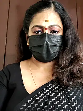 Snapshot of Sweetie_swetha37 chatting on September 30, 7:14 am Sweetie swetha37 online show from September 30, 7:14 am