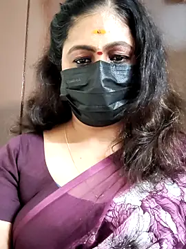 Snapshot of Sweetie_swetha37 chatting on September 20, 7:39 am Sweetie swetha37 online show from September 20, 7:39 am