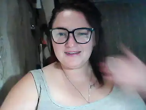 Snapshot of AngelQSky chatting on October 31, 7:51 pm AngelQSky online show from October 31, 7:51 pm