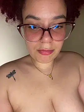 Enyagleam  online show from October 12, 4:04 am