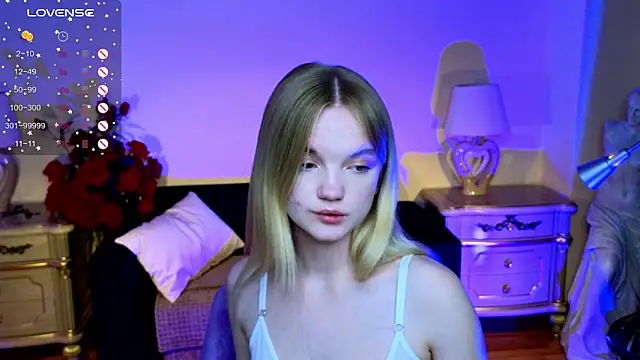 RosesKate online show from October 8, 12:31 pm