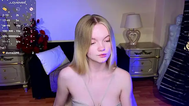 RosesKate online show from October 3, 11:48 am