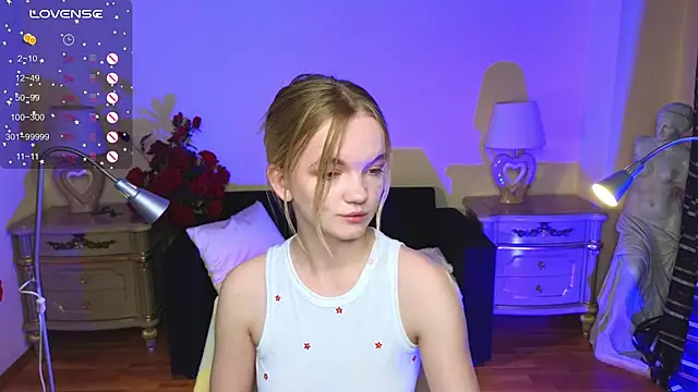 RosesKate online show from October 11, 4:39 am