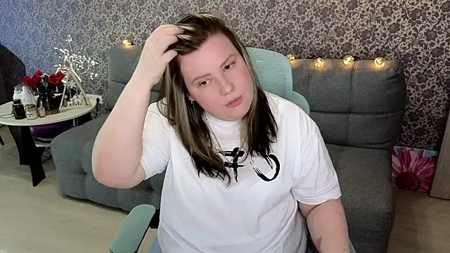 Lillit   online show from September 24, 8:41 pm