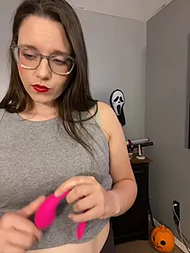 Snapshot of Mommasaurrex chatting on October 25, 3:14 am Mommasaurrex online show from October 25, 3:14 am