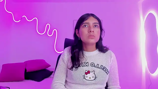 Snapshot of Cherrydollxx chatting on October 7, 12:31 pm Cherrydollxx online show from October 7, 12:31 pm