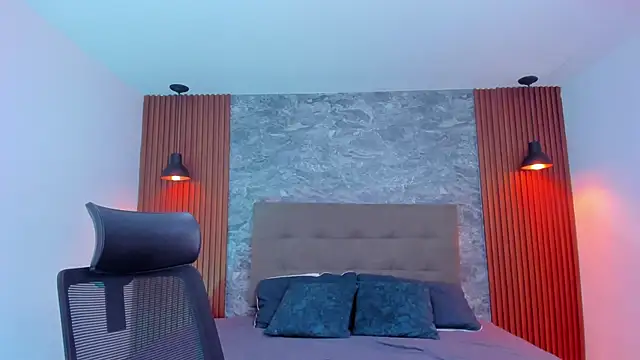 Snapshot of Cherrydollxx chatting on October 3, 12:10 pm Cherrydollxx online show from October 3, 12:10 pm