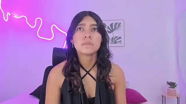 Snapshot of Cherrydollxx chatting on October 28, 11:38 am Cherrydollxx online show from October 28, 11:38 am