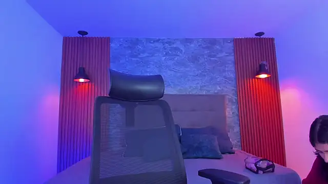 Snapshot of Cherrydollxx chatting on October 2, 11:59 am Cherrydollxx online show from October 2, 11:59 am